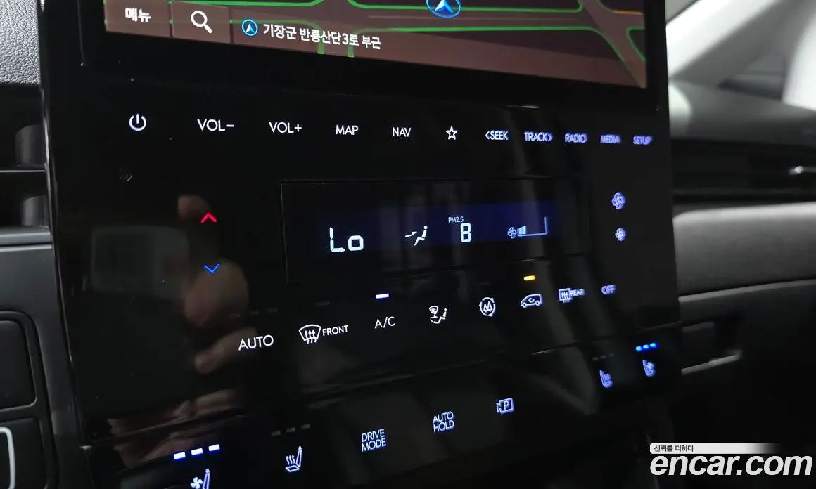 Hyundai Staria 2021 3.5 автомат (гидро), фото 24