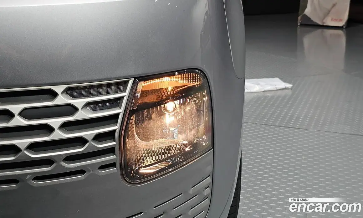 Hyundai Staria 2021 3.5 автомат (гидро), фото 8