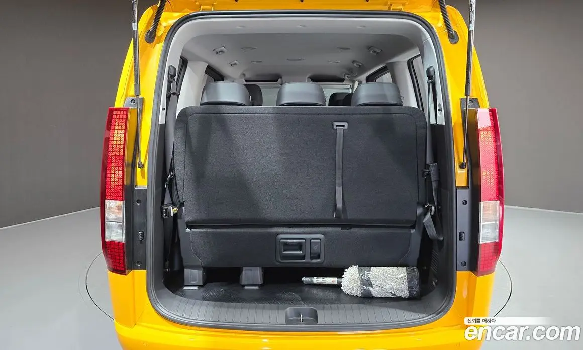 Hyundai Staria 2024 3.5 автомат (гидро), фото 33
