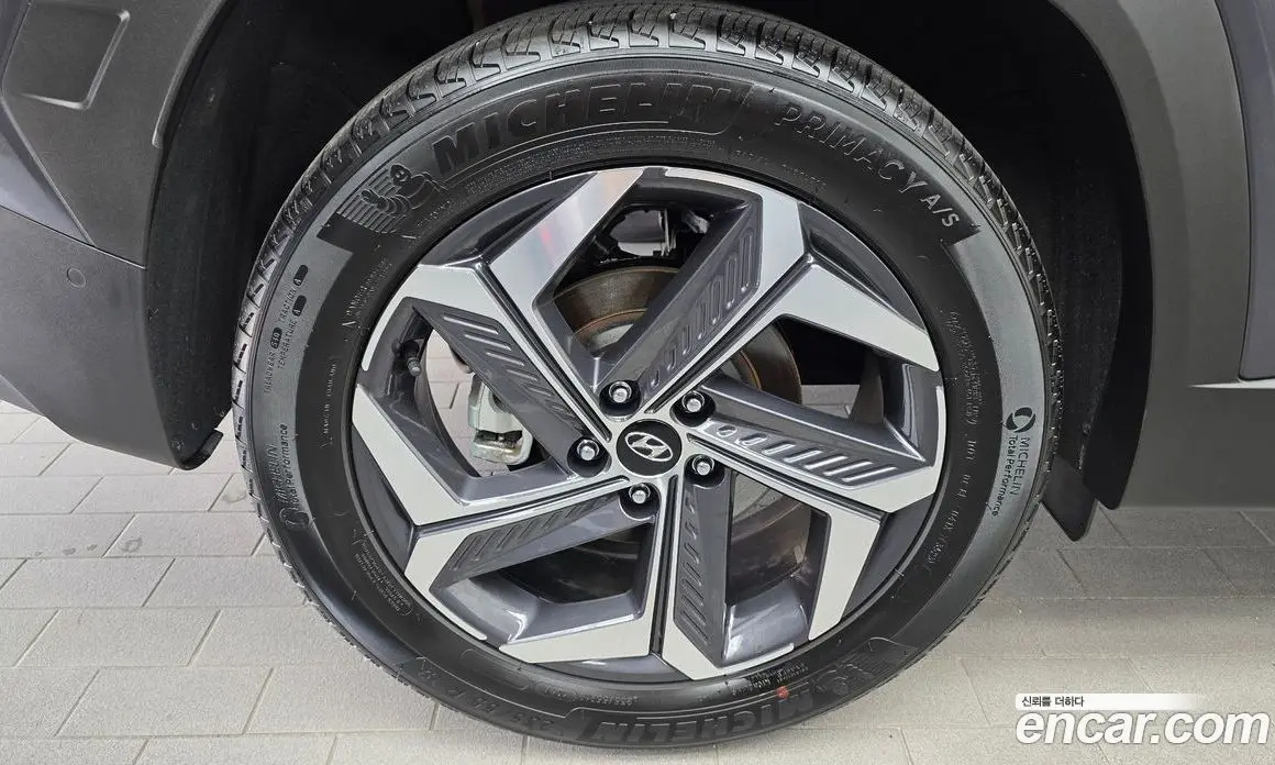 Hyundai Tucson 2023 1.6 автомат (гидро), фото 5