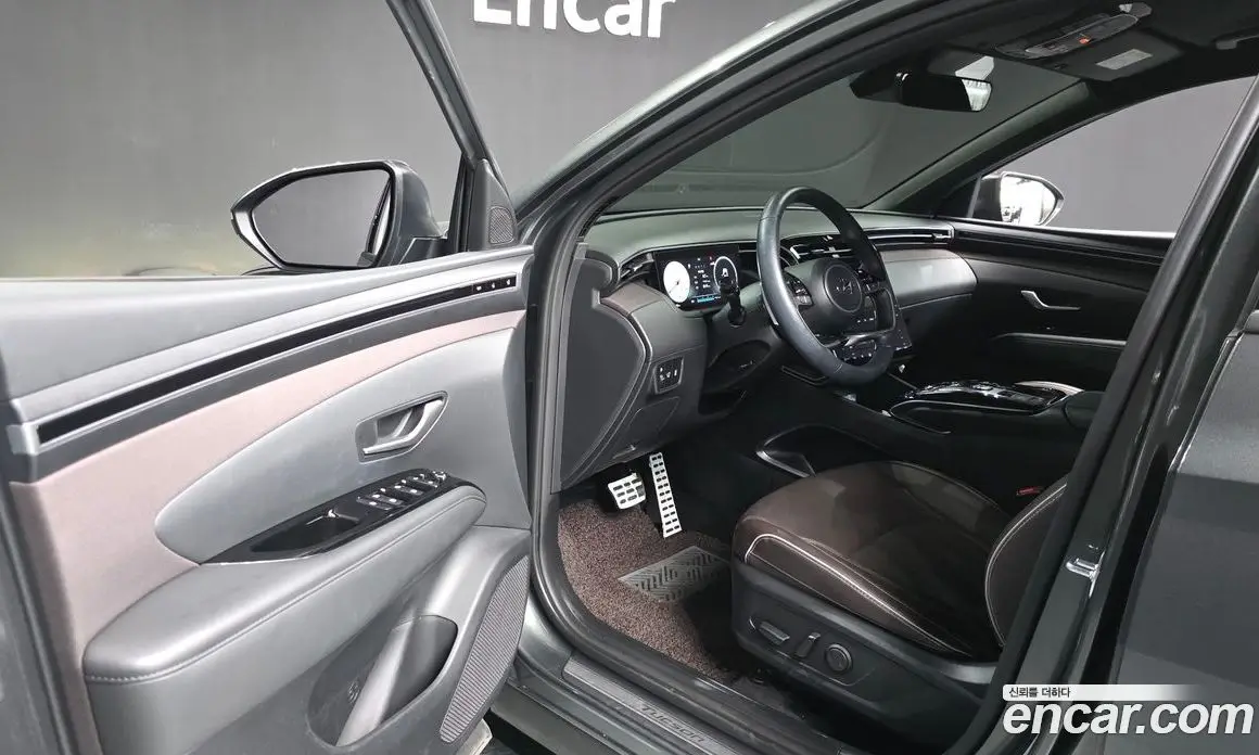 Hyundai Tucson 2023 1.6 автомат (гидро), фото 13