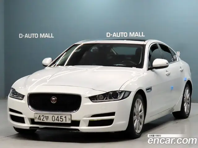 Jaguar XE, 2015, 167 037 км