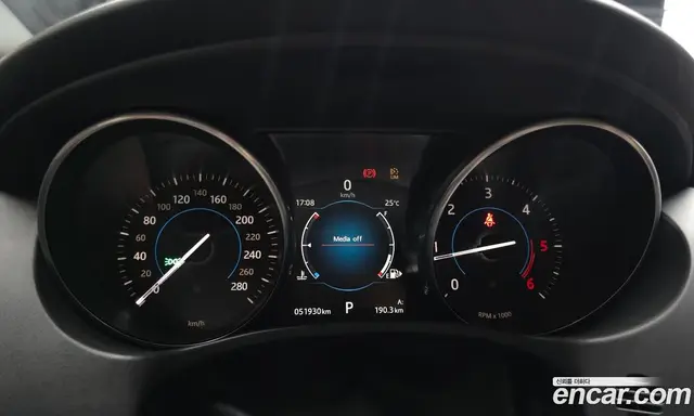 Jaguar XE 2017 2.0 автомат (гидро), миниатюра 11