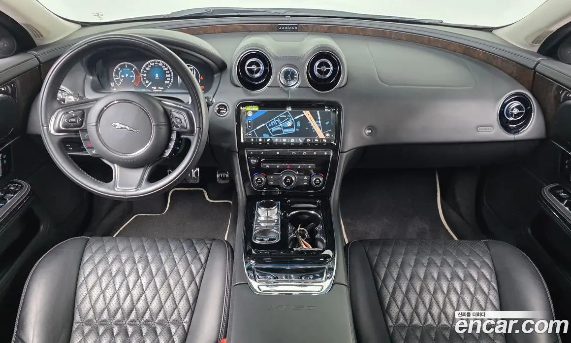 Jaguar XJ 2019 3.0 автомат (гидро), фото 10