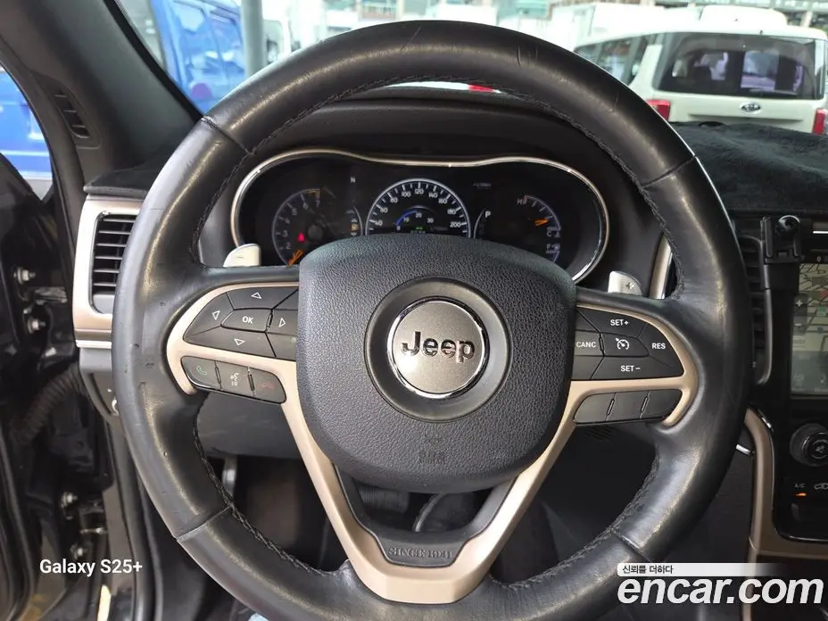 Jeep Cherokee 2015 3.6 автомат (гидро), фото 16