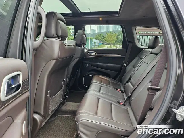 Jeep Cherokee 2018 3.0 автомат (гидро), миниатюра 11