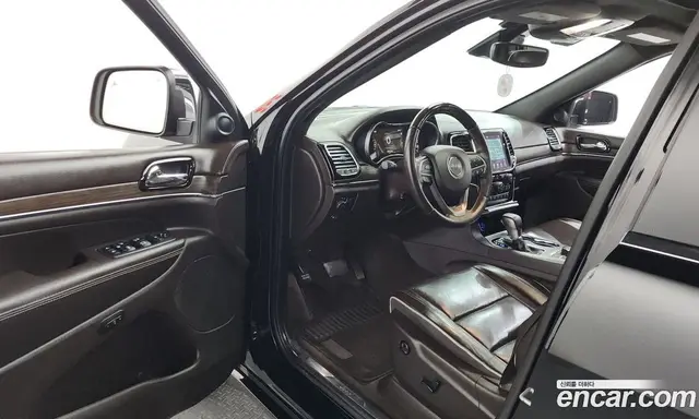 Jeep Cherokee 2019 3.6 автомат (гидро), миниатюра 10