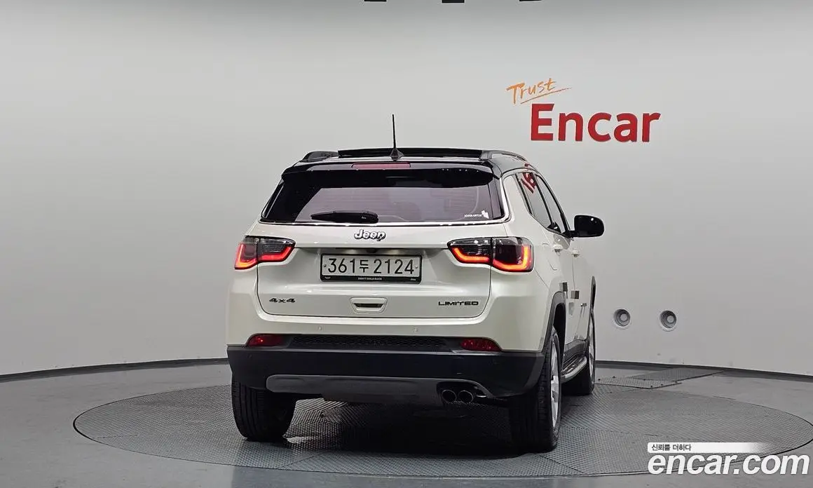 Jeep Compass 2019 2.4 автомат (гидро), фото 3