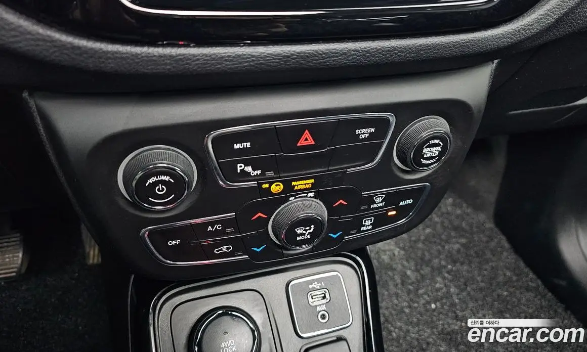 Jeep Compass 2019 2.4 автомат (гидро), фото 32