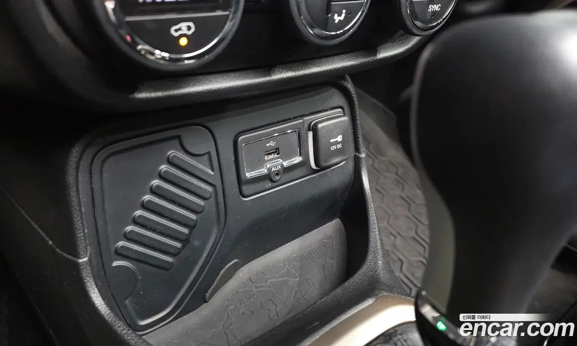 Jeep Renegade 2015 2.4 автомат (гидро), фото 19