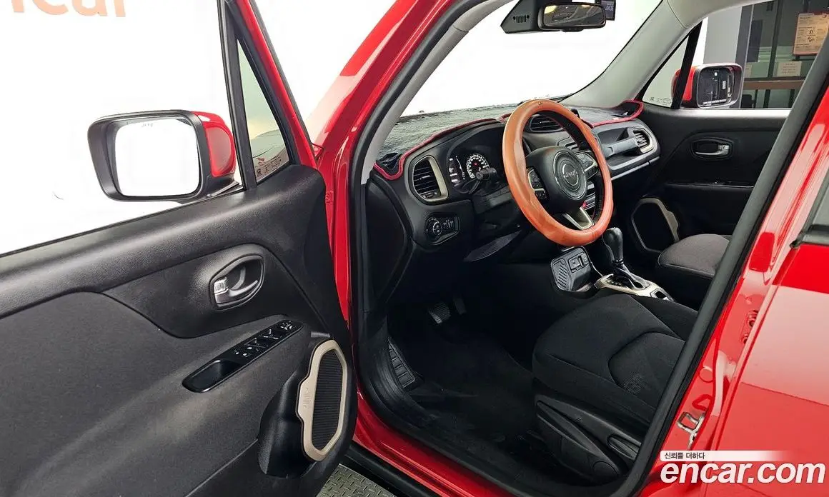 Jeep Renegade 2016 2.4 автомат (гидро), фото 10