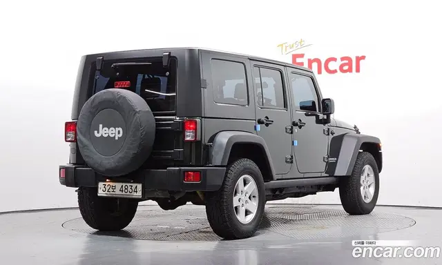 Jeep Wrangler 2010 2.8 автомат (гидро), миниатюра 2