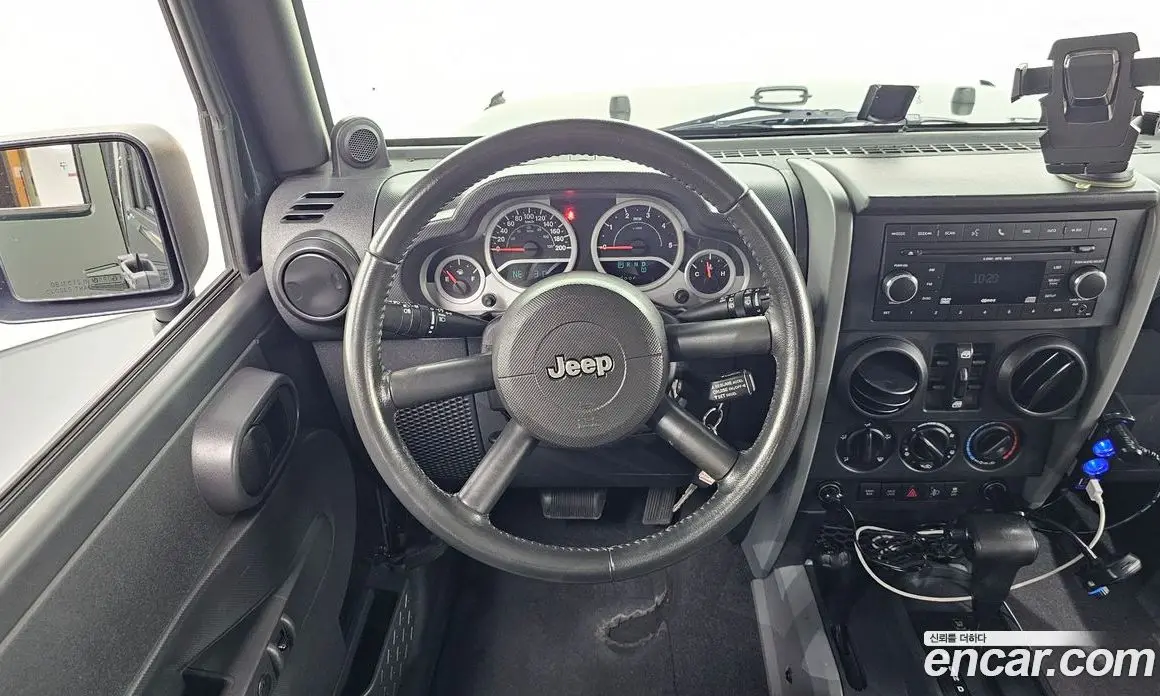 Jeep Wrangler 2010 2.8 автомат (гидро), фото 12