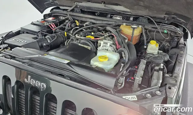 Jeep Wrangler 2010 2.8 автомат (гидро), миниатюра 6