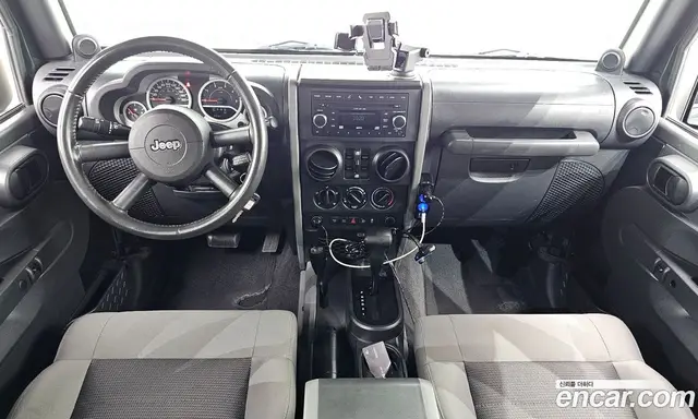 Jeep Wrangler 2010 2.8 автомат (гидро), миниатюра 7