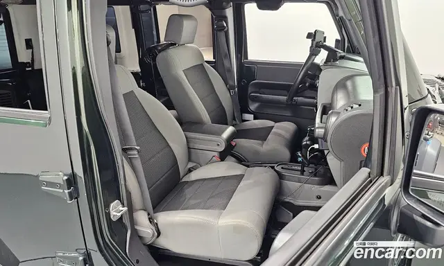 Jeep Wrangler 2010 2.8 автомат (гидро), миниатюра 10