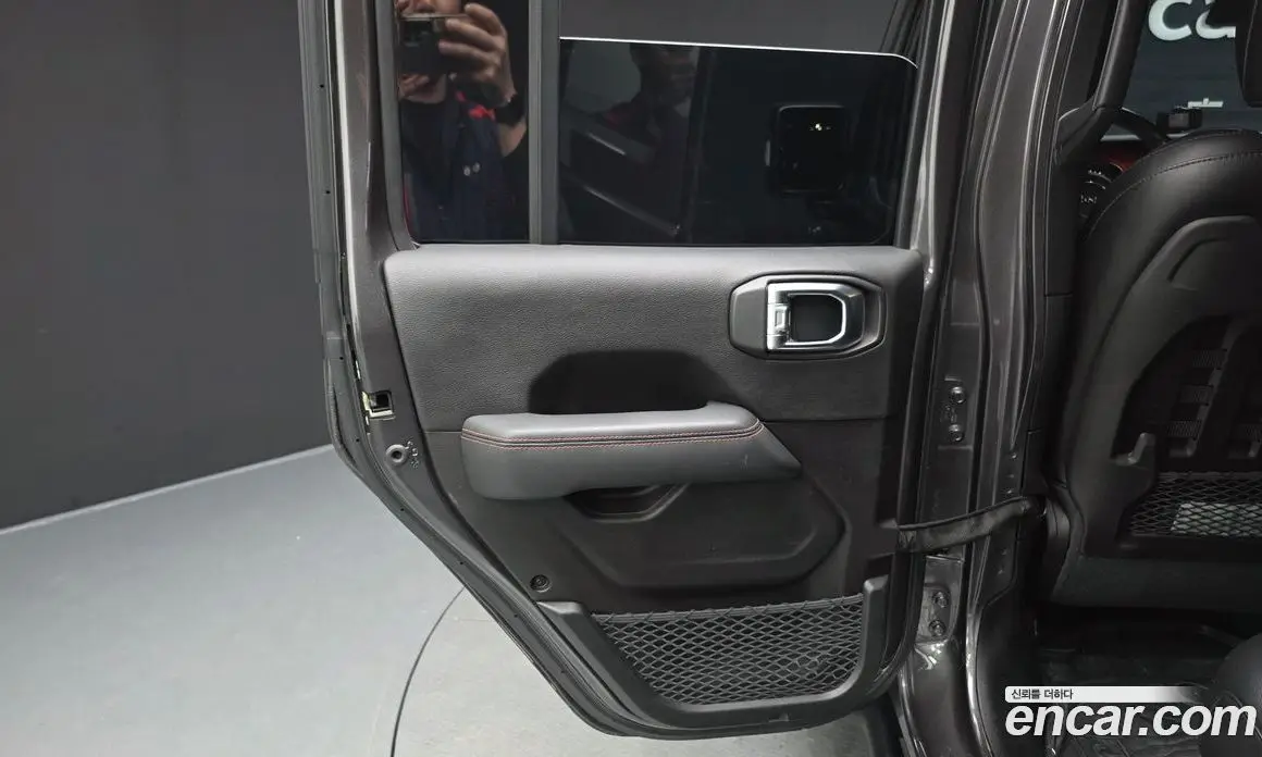 Jeep Wrangler 2019 2.0 автомат (гидро), фото 15