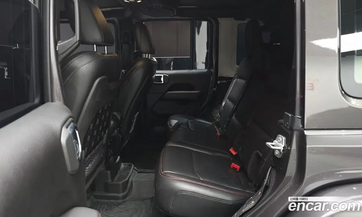 Jeep Wrangler 2019 2.0 автомат (гидро), фото 18