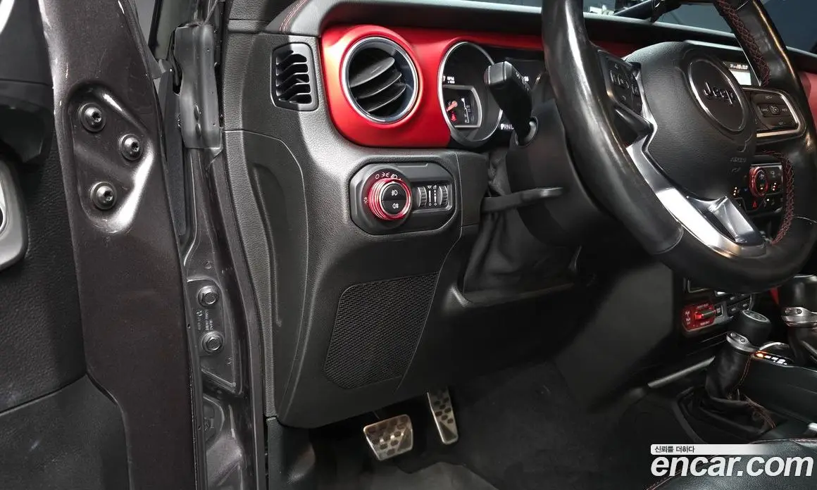 Jeep Wrangler 2019 2.0 автомат (гидро), фото 19