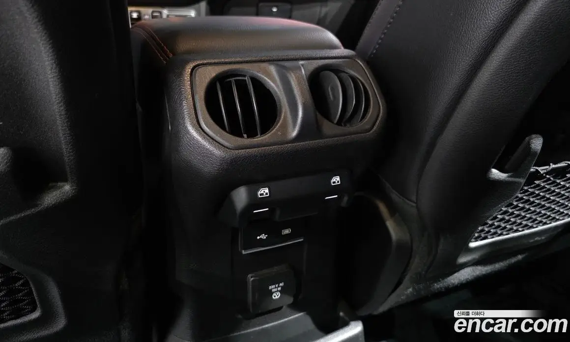 Jeep Wrangler 2019 2.0 автомат (гидро), фото 25