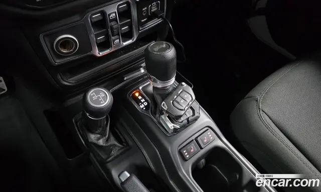 Jeep Wrangler 2020 2.0 автомат (гидро), миниатюра 12
