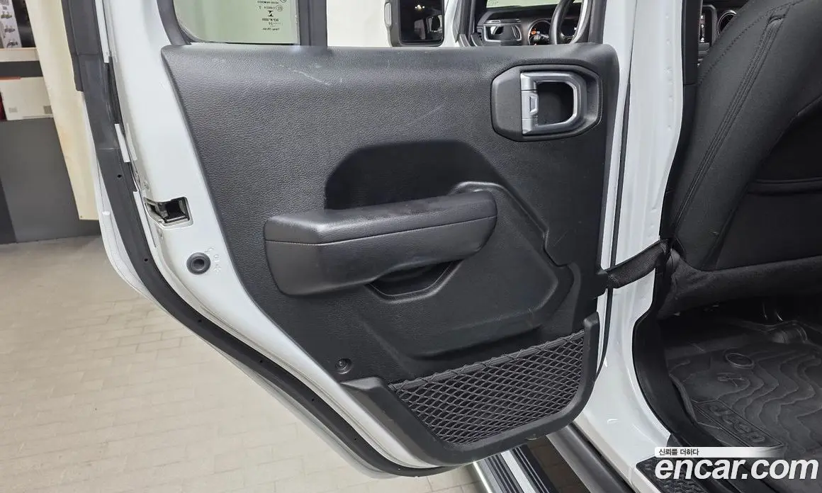 Jeep Wrangler 2020 2.0 автомат (гидро), фото 15