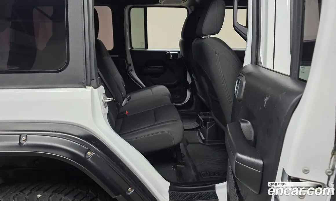 Jeep Wrangler 2020 2.0 автомат (гидро), фото 17