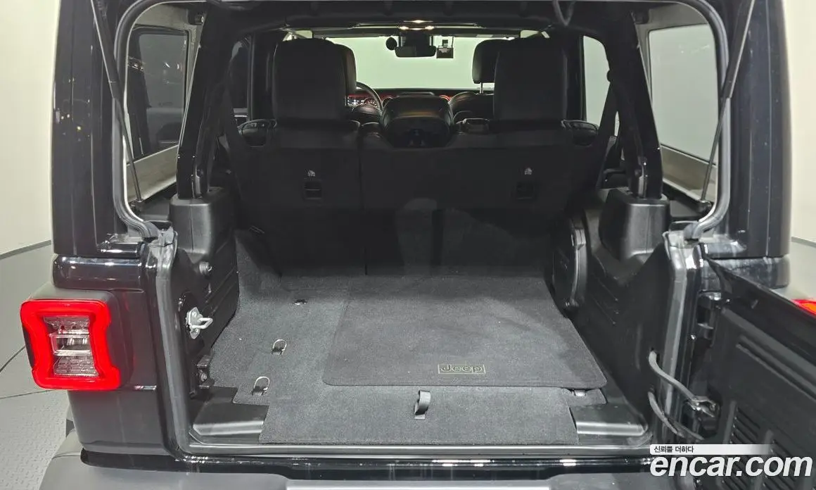 Jeep Wrangler 2021 2.0 автомат (гидро), фото 20