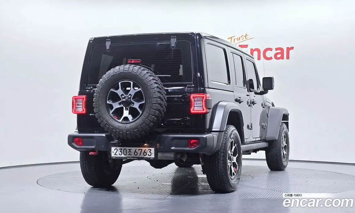 Jeep Wrangler 2021 2.0 автомат (гидро), фото 4