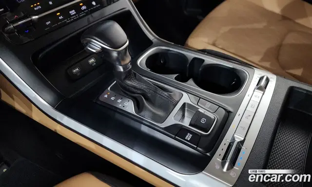 Kia Carnival 2021 2.2 автомат (гидро), миниатюра 11