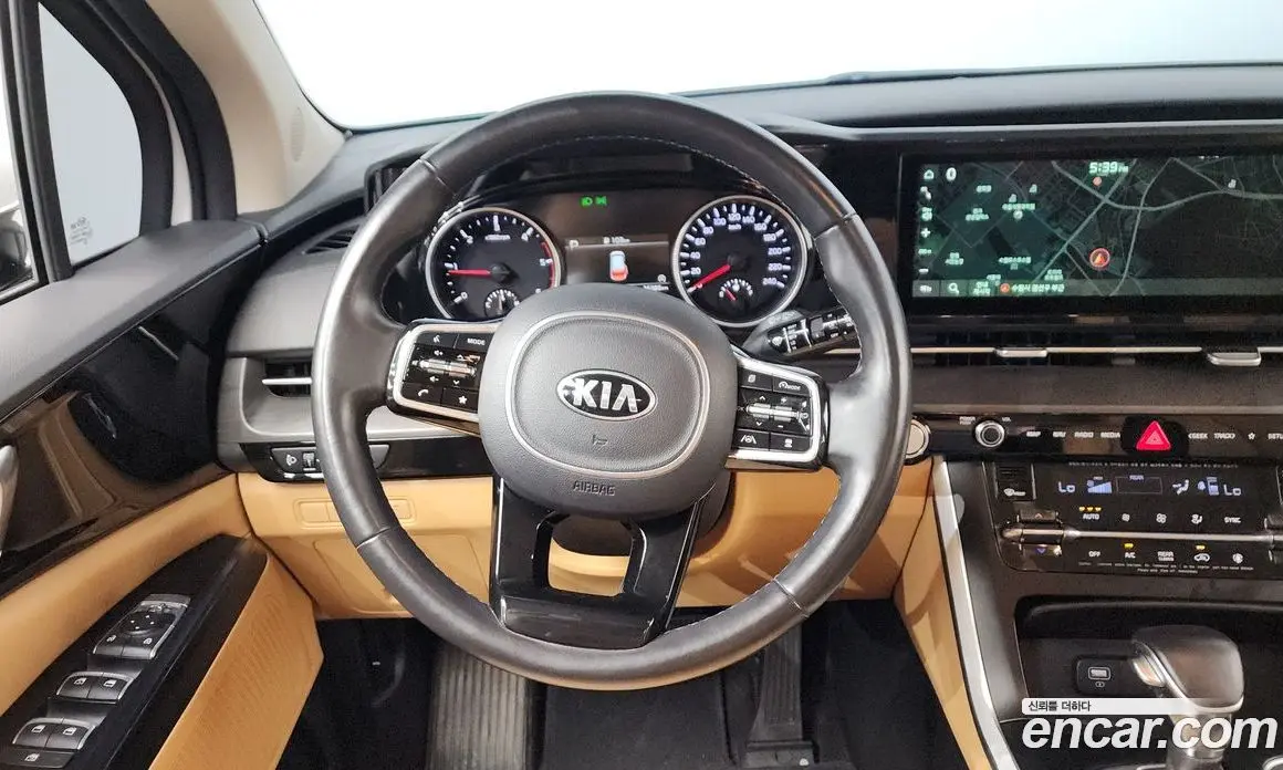 Kia Carnival 2021 2.2 автомат (гидро), фото 18