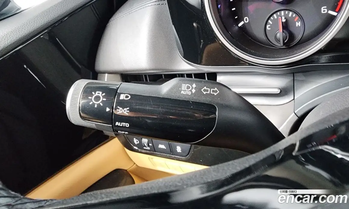 Kia Carnival 2021 2.2 автомат (гидро), фото 35