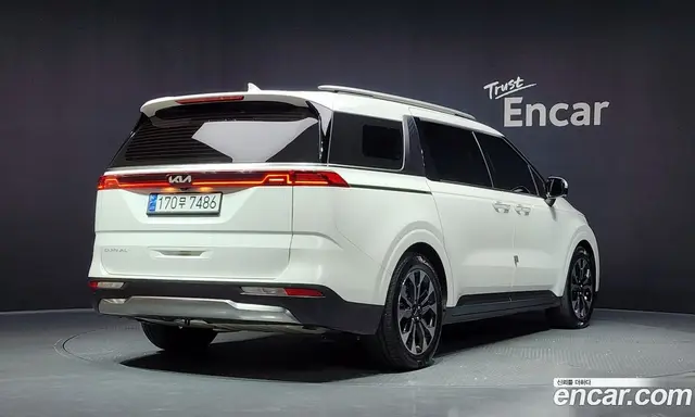 Kia Carnival 2021 2.2 автомат (гидро), миниатюра 2