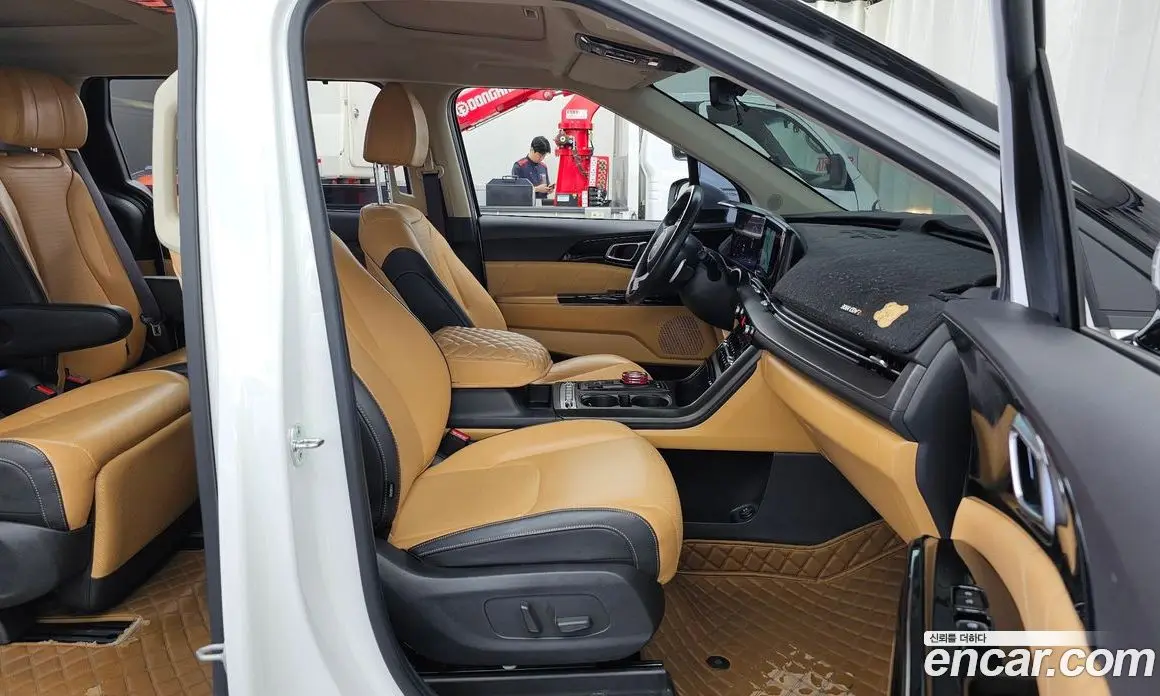 Kia Carnival 2021 2.2 автомат (гидро), фото 17