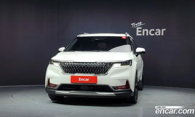 Kia Carnival 2021 2.2 автомат (гидро), миниатюра 3