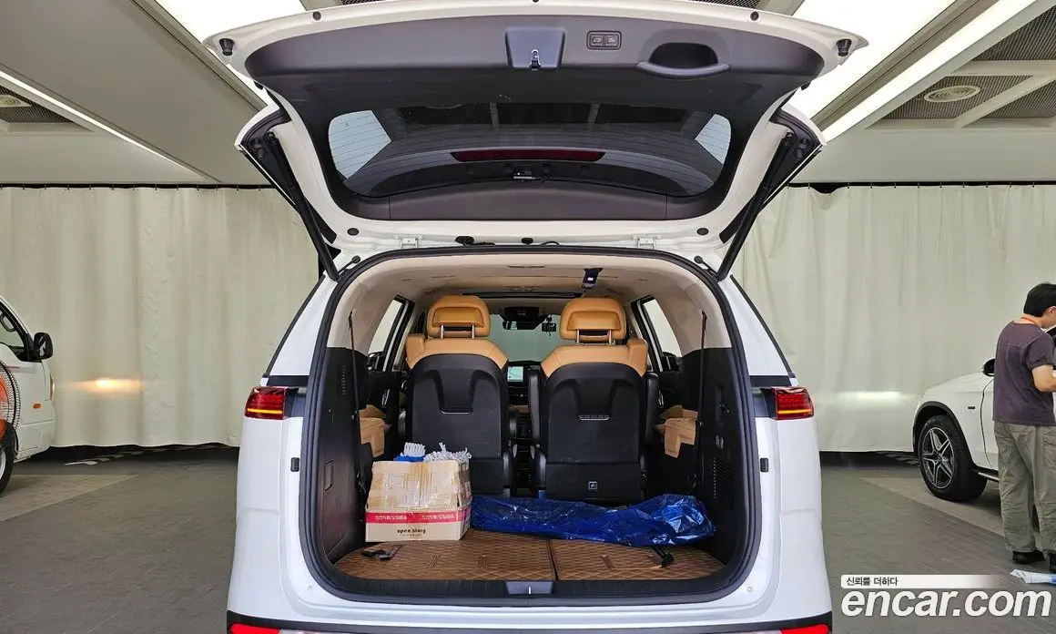 Kia Carnival 2021 2.2 автомат (гидро), фото 26
