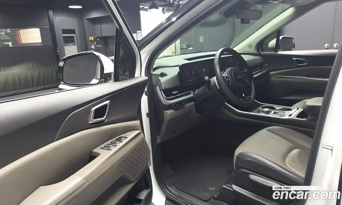 Kia Carnival 2024 2.2 автомат (гидро), фото 13