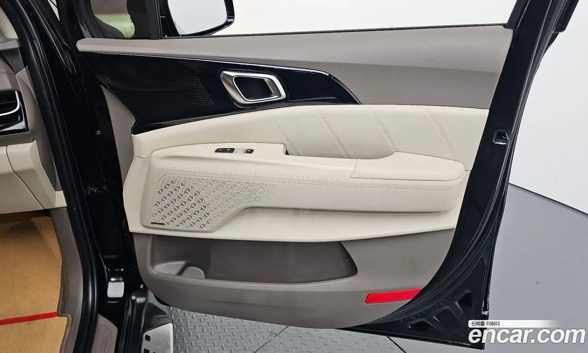 Kia Carnival 2024 3.5 автомат (гидро), фото 15