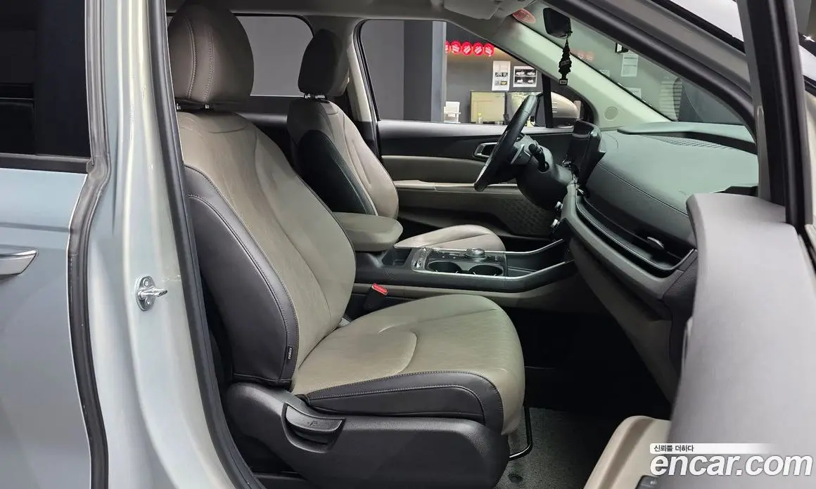Kia Carnival 2024 3.5 автомат (гидро), фото 17