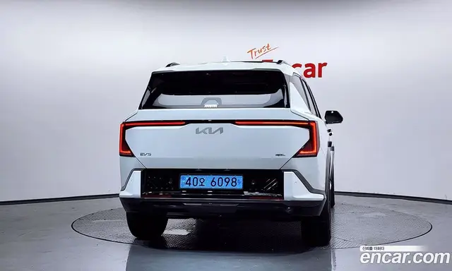 Kia EV5 2025 0.2 автомат (гидро), миниатюра 3