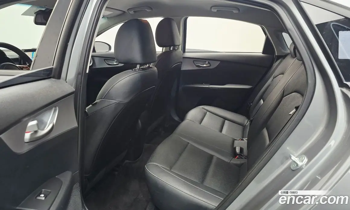 Kia K3 2021 1.6 автомат (гидро), фото 17