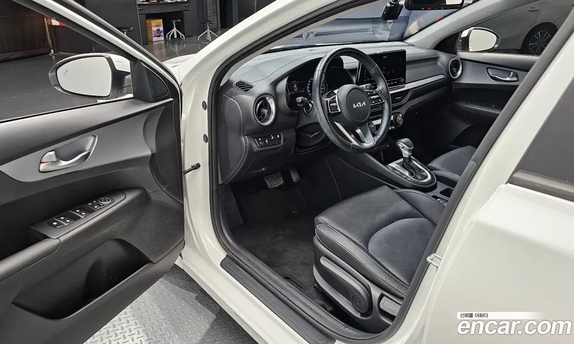 Kia K3 2021 1.6 автомат (гидро), фото 10