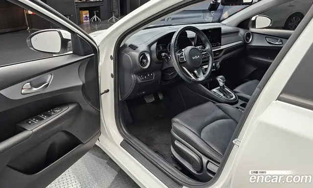 Kia K3 2021 1.6 автомат (гидро), миниатюра 10