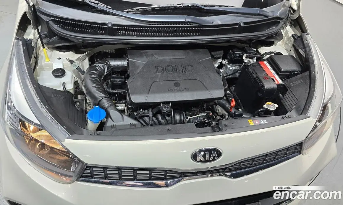 Kia Morning 2017 1.0 автомат (гидро), фото 6 Kia Morning 2017 1.0 автомат (гидро), фото 6