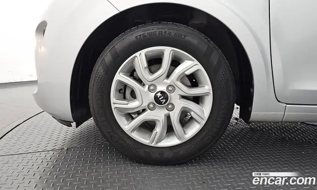 Kia Morning 2018 1.0 автомат (гидро), миниатюра 5