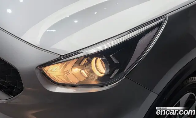 Kia Niro 2021 1.6 автомат (гидро), миниатюра 8