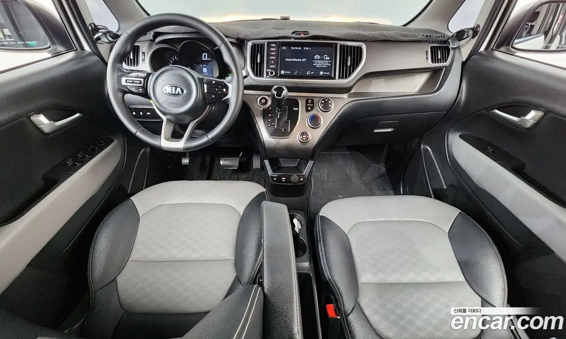 Kia Ray 2020 1.0 автомат (гидро), фото 7