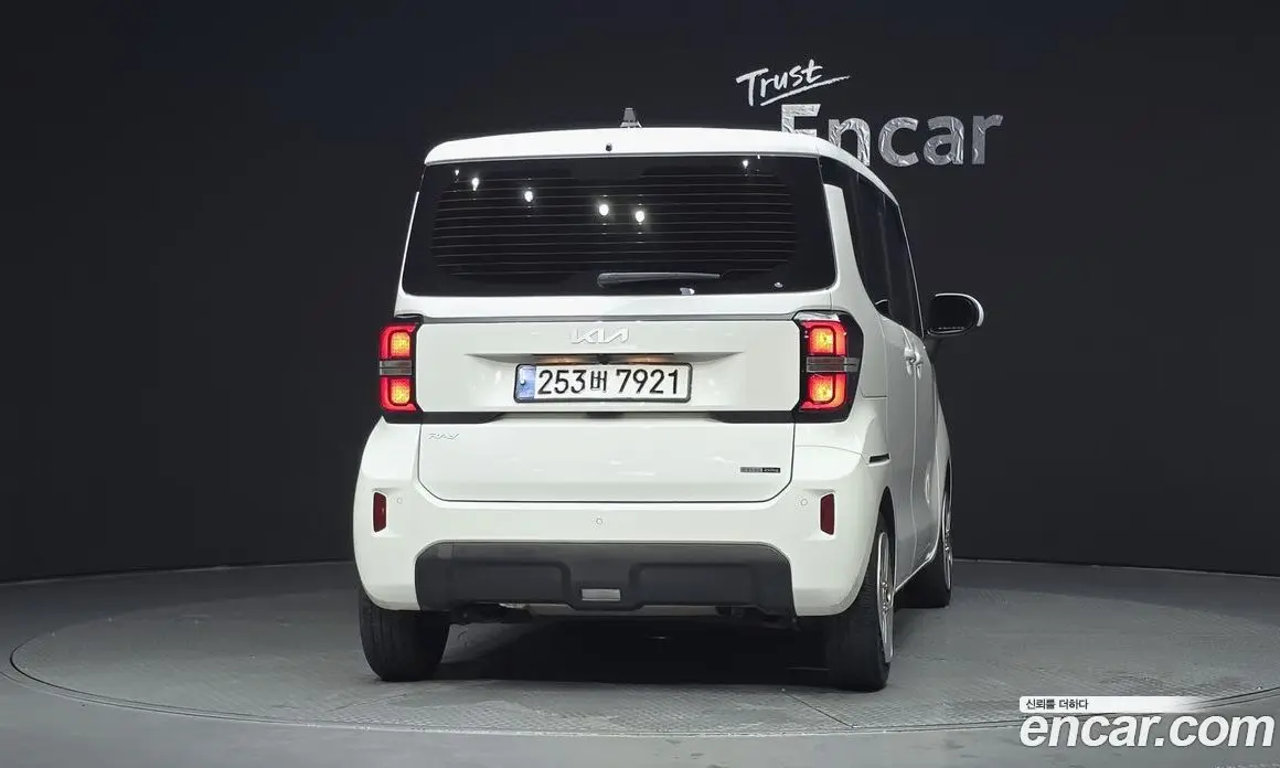 Kia Ray 2024 1.0 автомат (гидро), фото 4