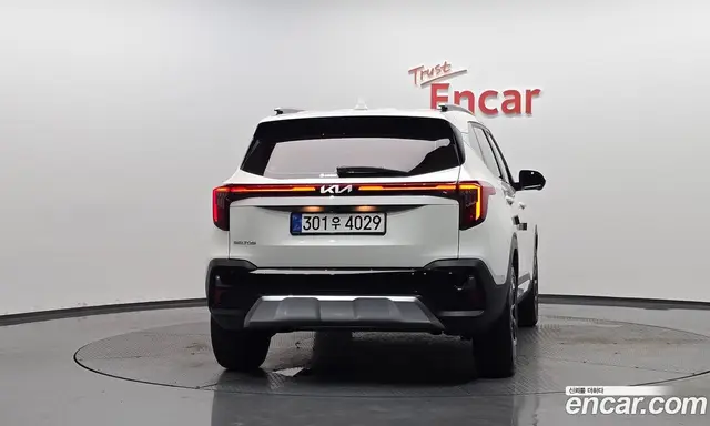 Kia Seltos 2025 1.6 автомат (гидро), миниатюра 3
