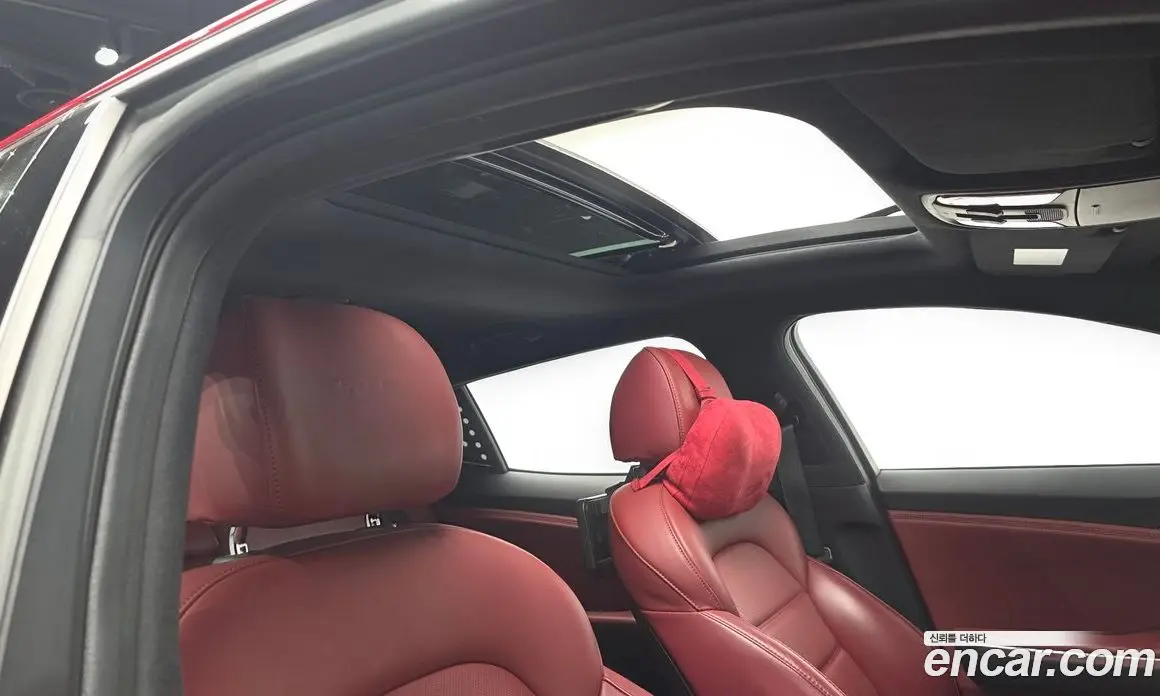 Kia Stinger 2017 3.3 автомат (гидро), фото 22
